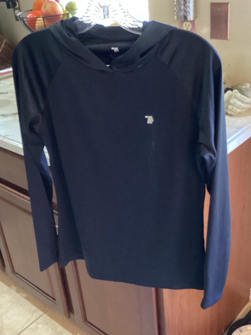Women's Black Hooded Long-Sleeve Pullover